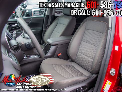 Used 2018 Chevrolet Equinox LT AWD/4WD image 8