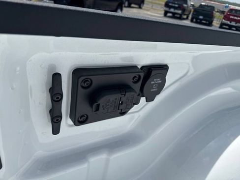 New 2026 RAM 2500 Tradesman w/ Chrome Appearance Group AWD/4WD image 17