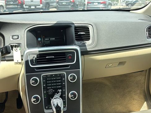 Used 2015 Volvo S60 T5 Premier FWD image 8