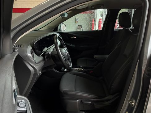 Used 2025 Buick Encore GX Preferred FWD image 10