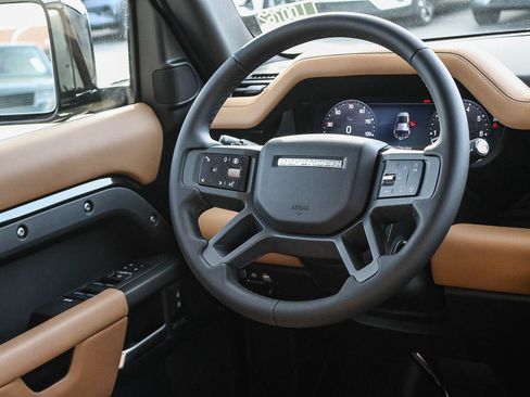 New 2026 Land Rover Defender 110 X-Dynamic SE image 26