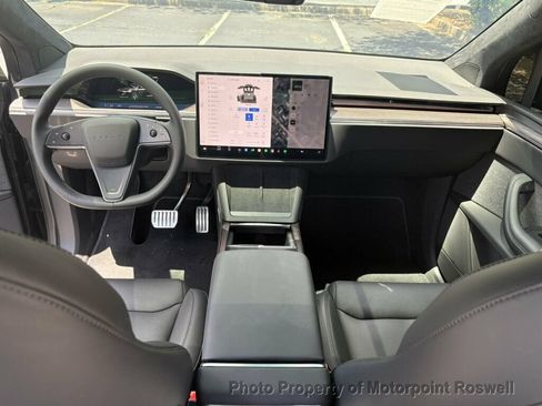Used 2026 Tesla Model X AWD/4WD image 22