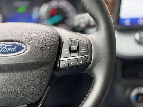Certified 2024 Ford Maverick Lariat FWD image 12