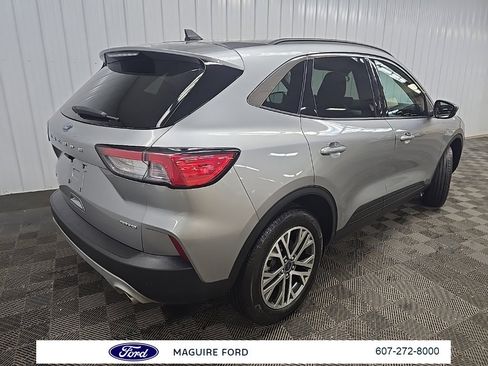 Used 2022 Ford Escape SEL w/ Technology Package image 13