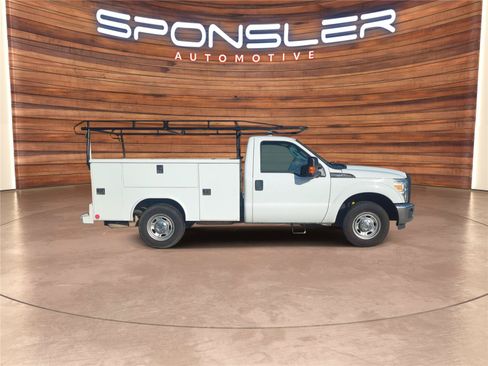 Used 2016 Ford F250 XL w/ Power Equipment Group RWD image 8
