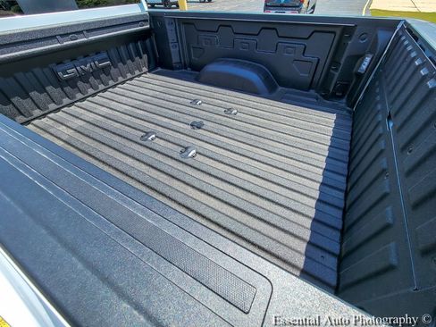 New 2026 GMC Sierra 2500 AT4 w/ AT4 Premium Plus Package AWD/4WD image 8
