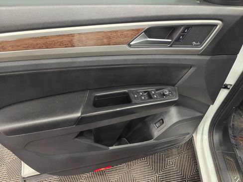 Used 2019 Volkswagen Atlas SEL Premium image 68