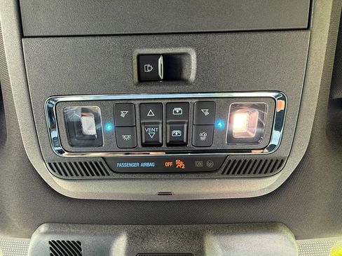 Used 2022 Ford F150 Raptor w/ Equipment Group 801A High AWD/4WD image 35