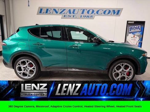 Used 2024 Alfa Romeo Tonale Veloce AWD/4WD image 1