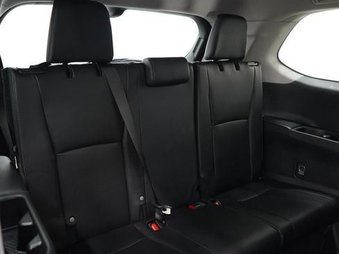 Used 2024 Toyota Grand Highlander AWD image 13