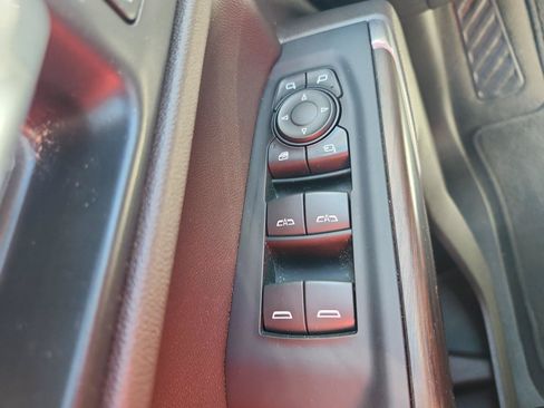 Certified 2022 GMC Sierra 1500 SLT w/ SLT Premium Package RWD image 21