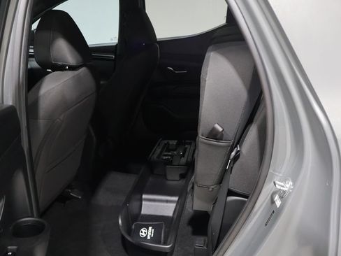 Used 2023 Hyundai Santa Cruz SEL w/ Cargo Package AWD/4WD image 18