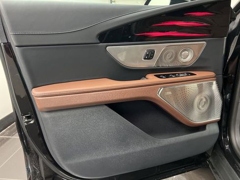 New 2026 Lincoln Nautilus Reserve image 34