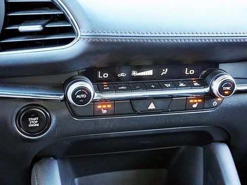 Used 2025 MAZDA MAZDA3 s image 27