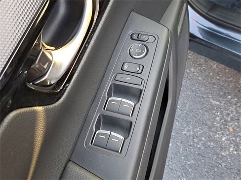 Used 2024 Honda CR-V EX-L image 22