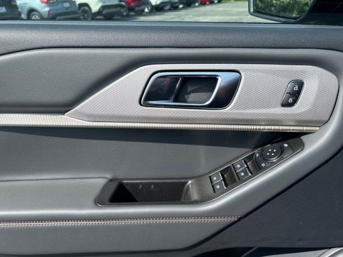 New 2026 Ford Explorer Active w/ Active Comfort Package AWD/4WD image 10