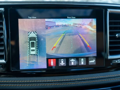 Used 2022 Chrysler Pacifica Pinnacle image 20