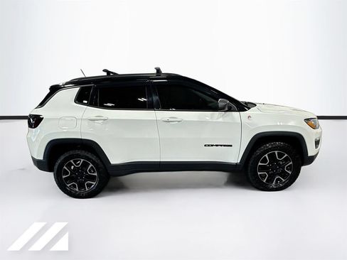 Used 2019 Jeep Compass Trailhawk AWD/4WD image 4