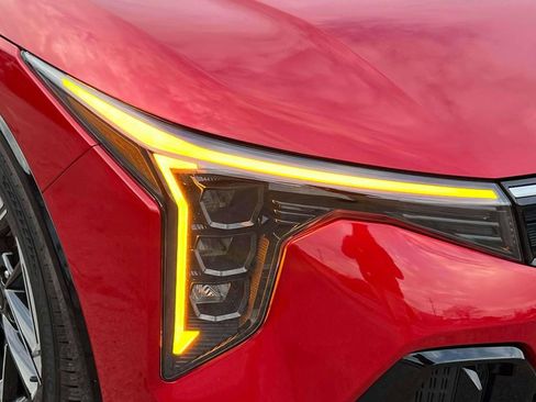 Used 2025 Kia K4 GT-Line w/ GT-Line Premium Package image 8