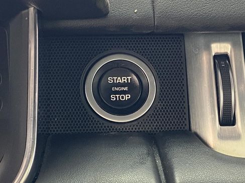 Used 2017 Land Rover Range Rover Supercharged image 26