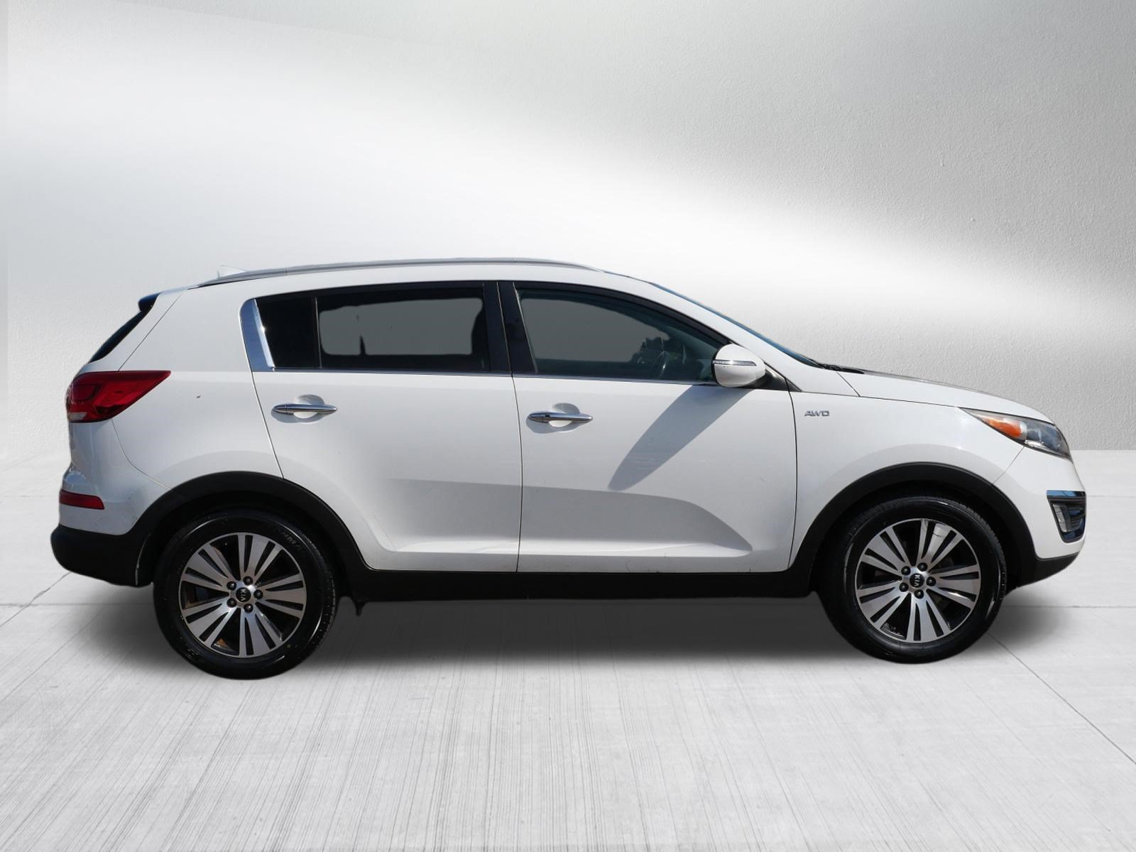 Used 2016 Kia Sportage EX w/ EX Premium Package AWD/4WD image 8