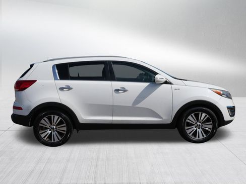 Used 2016 Kia Sportage EX w/ EX Premium Package AWD/4WD image 8