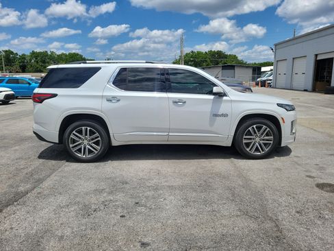 Used 2023 Chevrolet Traverse High Country AWD/4WD image 9