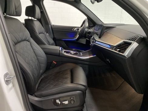Used 2026 BMW X5 xDrive40i AWD/4WD image 26