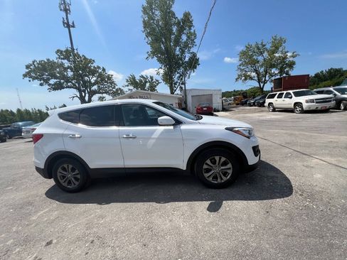 Used 2014 Hyundai Santa Fe Sport FWD image 4