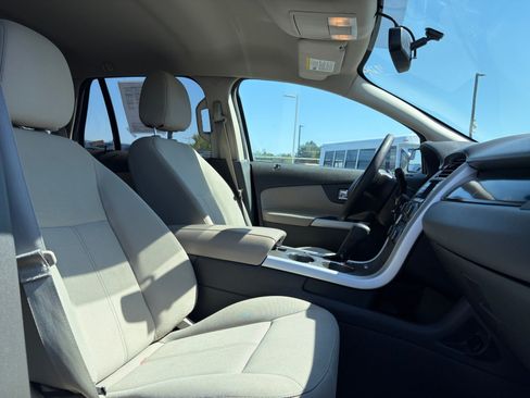 Used 2014 Ford Edge SE w/ Equipment Group 101A AWD/4WD image 29