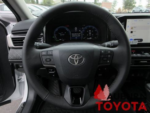 New 2026 Toyota Camry XLE image 7