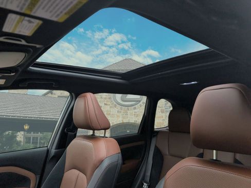 Used 2025 Subaru Forester Touring image 18