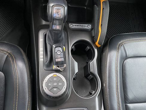 Used 2022 Ford Bronco Badlands AWD/4WD image 19