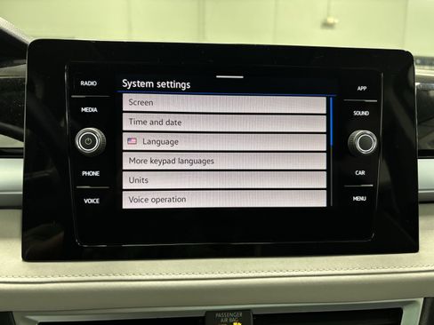 New 2025 Volkswagen Taos SE image 23