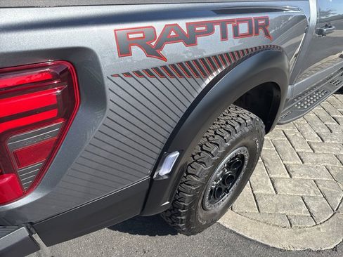 Used 2025 Ford F150 Raptor image 7