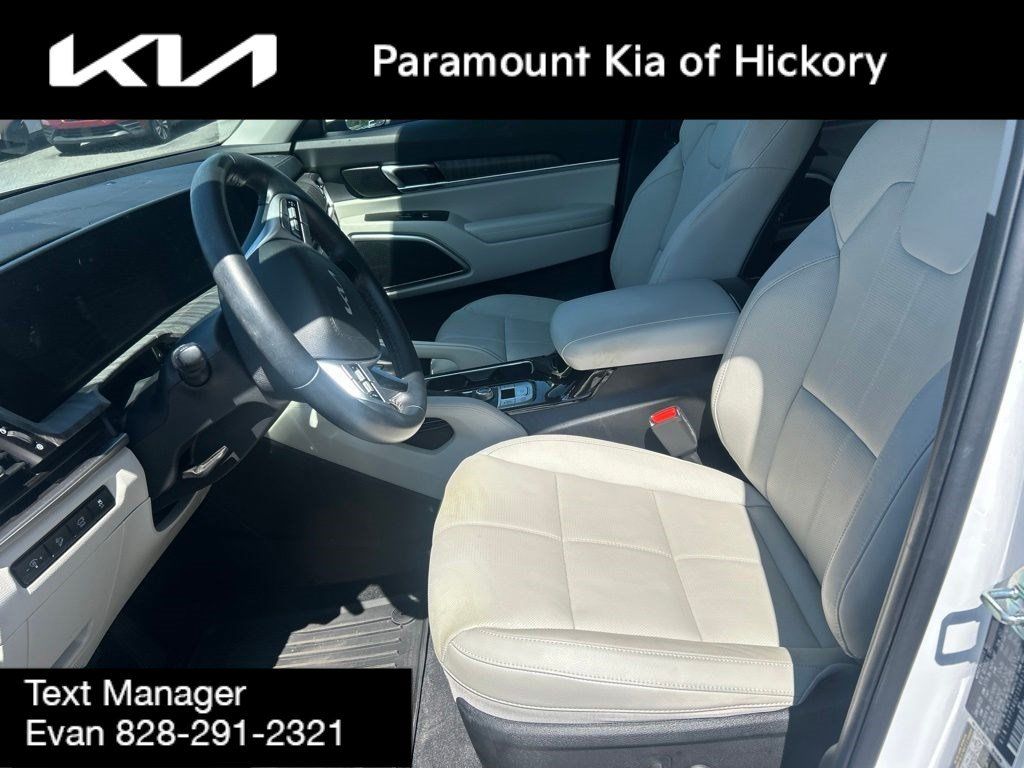 Used 2025 Kia Telluride EX FWD image 9