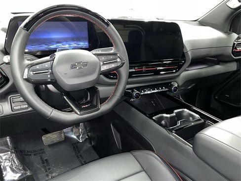 New 2025 Chevrolet Silverado EV RST image 17