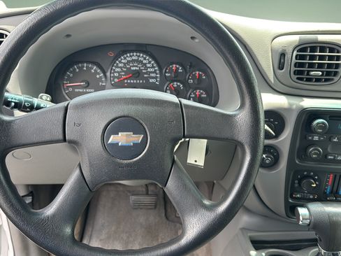 Used 2008 Chevrolet TrailBlazer 4WD image 14