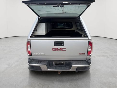 Used 2018 GMC Canyon SLE w/ SLE Convenience Package RWD image 6