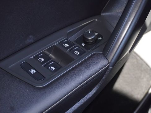 Used 2022 Volkswagen Tiguan S AWD/4WD image 14
