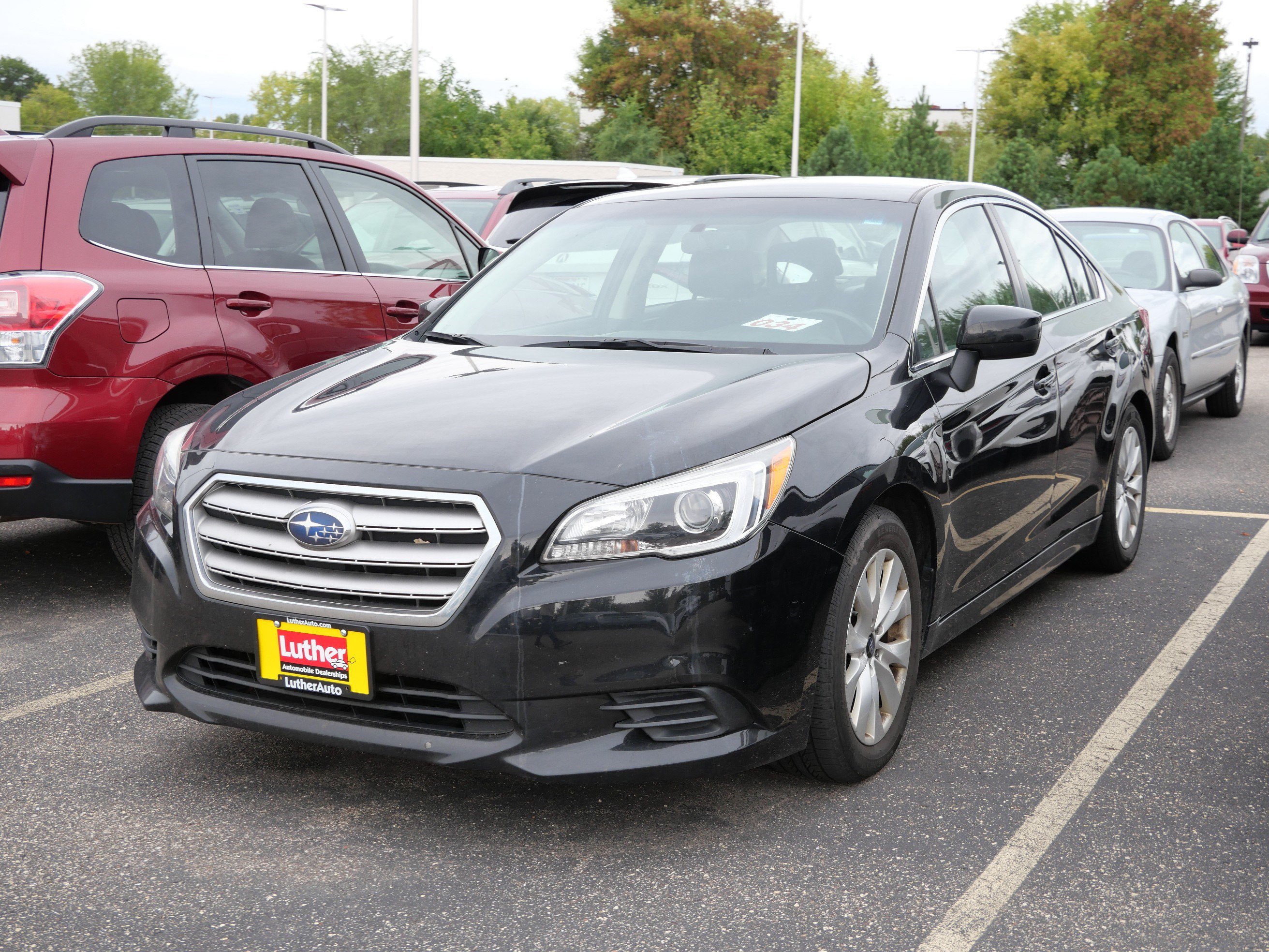Used 2015 Subaru Legacy 2.5i Premium AWD/4WD image 3