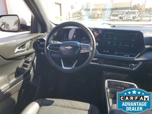Used 2025 Chevrolet Equinox LT w/ Convenience Package II image 16