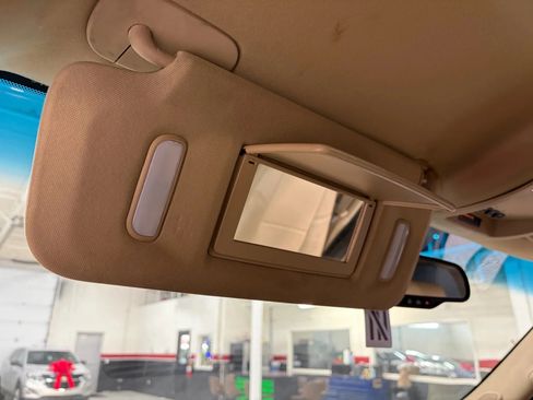 Used 2012 GMC Yukon XL Denali image 55