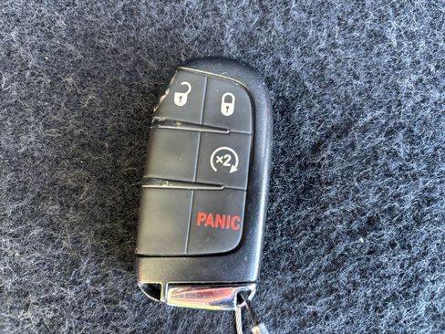 Used 2025 Jeep Compass Limited AWD/4WD image 25