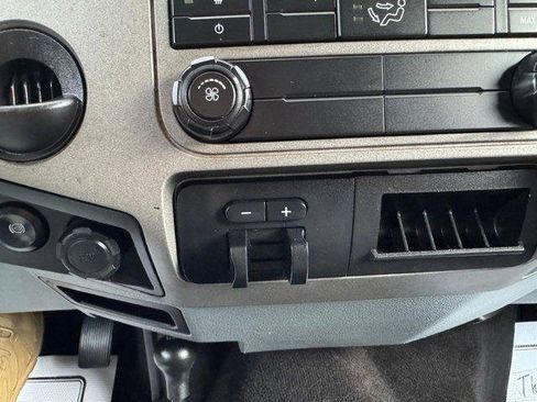 Used 2016 Ford F250 XLT image 26