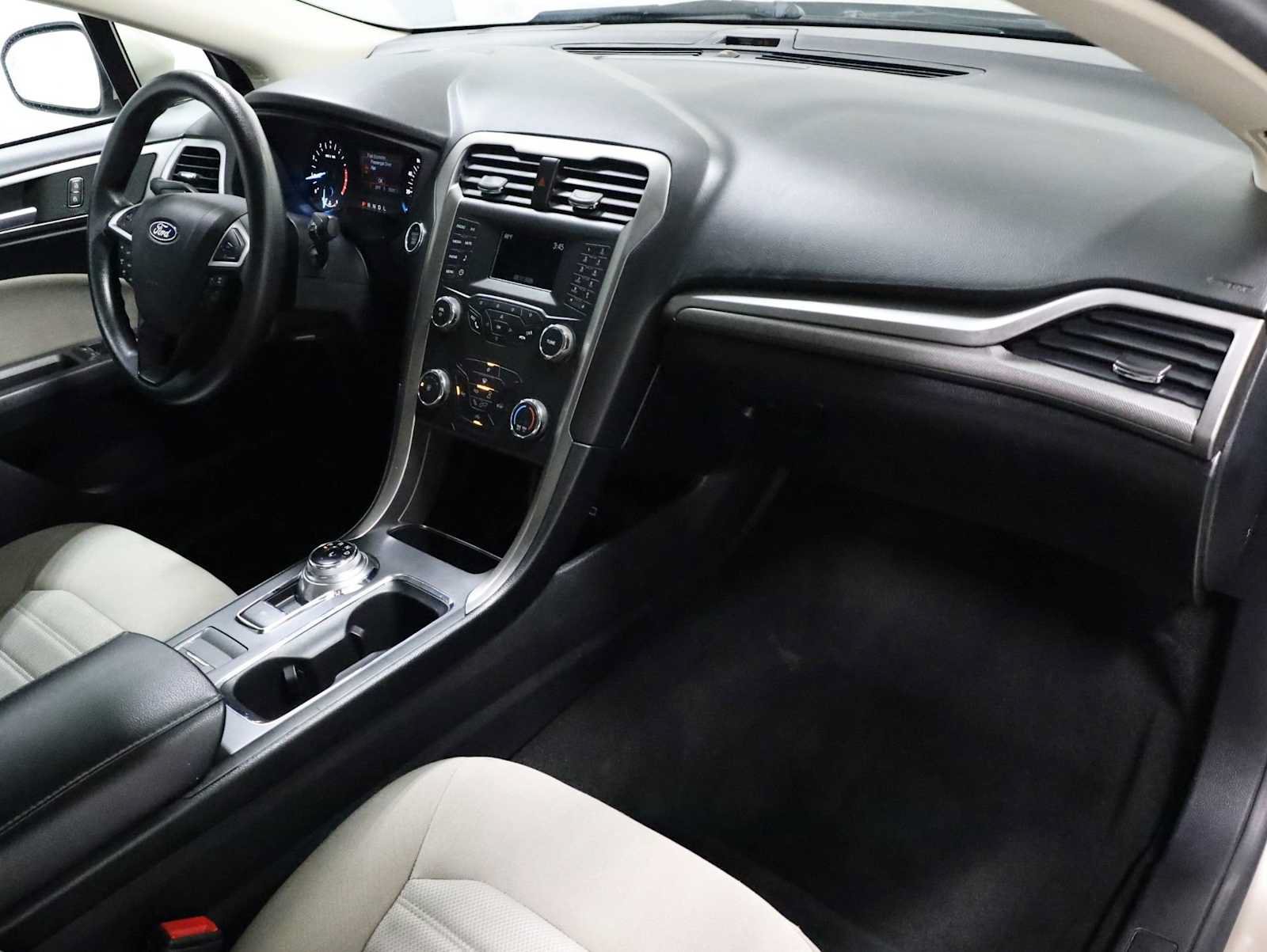Used 2019 Ford Fusion S FWD image 6