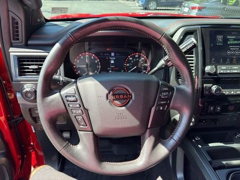 Used 2023 Nissan Titan PRO-4X w/ Pro-4x Convenience Package image 18