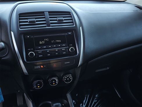 Used 2014 Mitsubishi Outlander Sport ES image 18