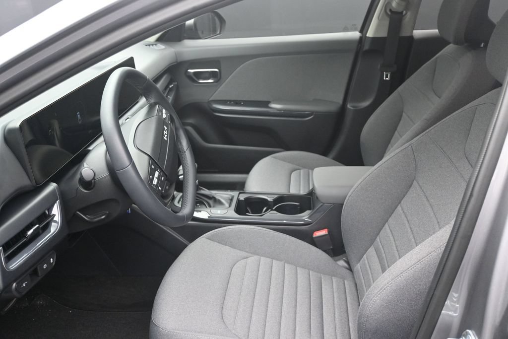 Used 2025 Kia K4 EX FWD image 10