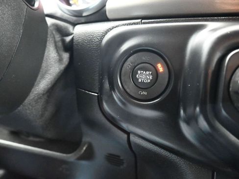 Used 2019 Jeep Wrangler Unlimited Sport S image 19